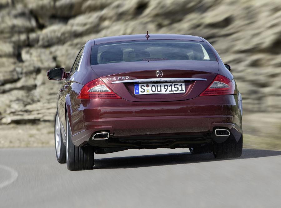  Mercedes-Benz CLS-Class 2008 года  (фото 36 из 71)